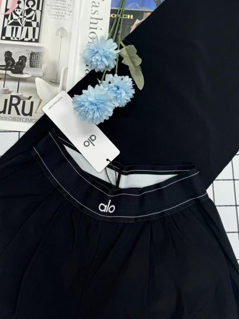 💗Black ALO Yoga  Straight-Leg Trouser Suit Up Pants🤭NWT (Length:30" Inseam) - Picture 4 of 8